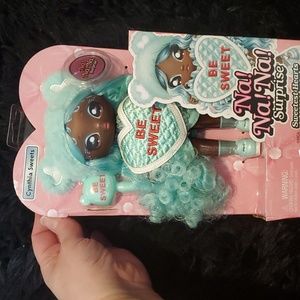 Na! Na! Na! Cynthia be sweet doll NIB